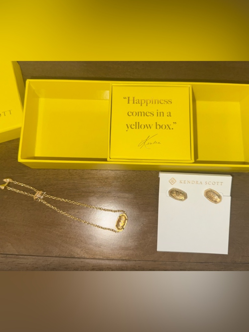 Kendra Scott Gold Bracelet with Yellow Faceted Pendant